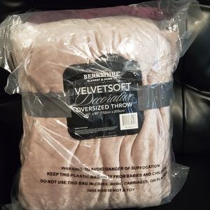 2 Berkshire velvetsoft oversized throw